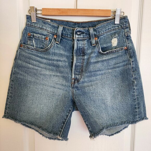 Levi's 501 Mid Thigh Shorts - Picture 1 of 3